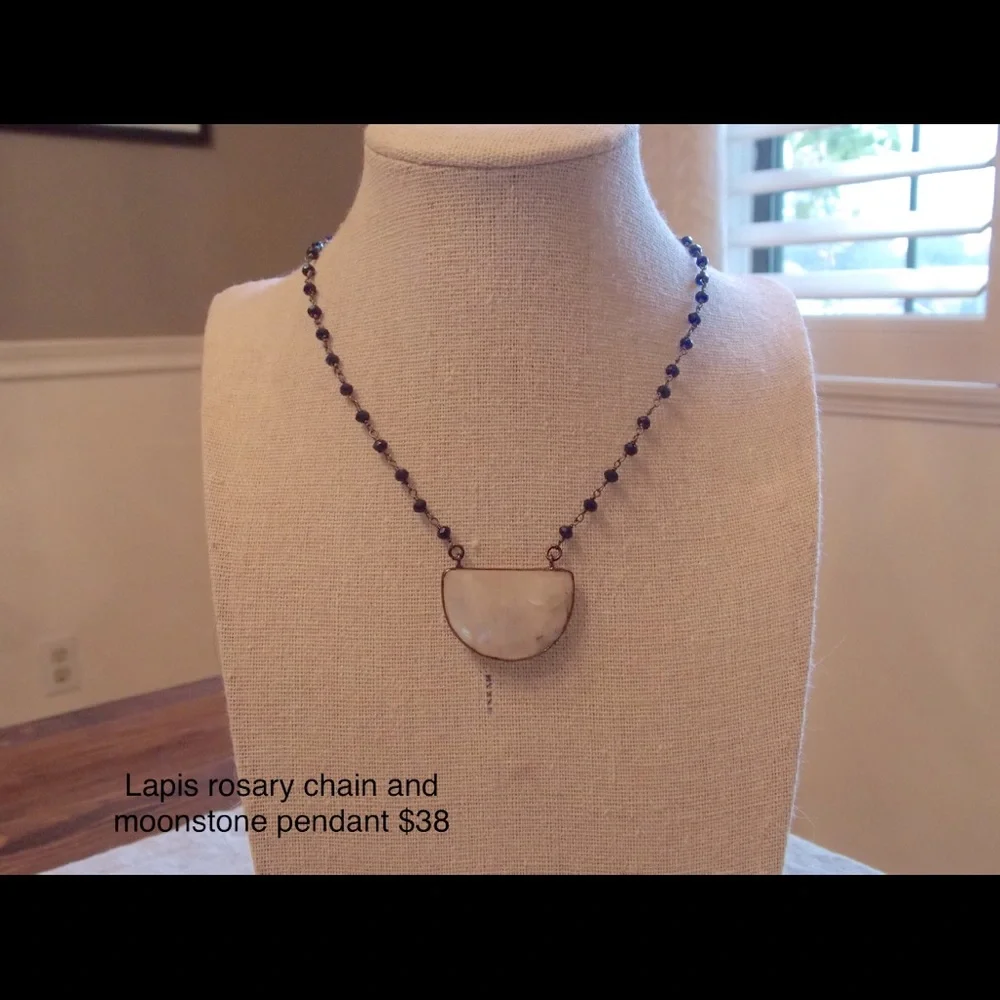 Necklace - Picture 1 of 1